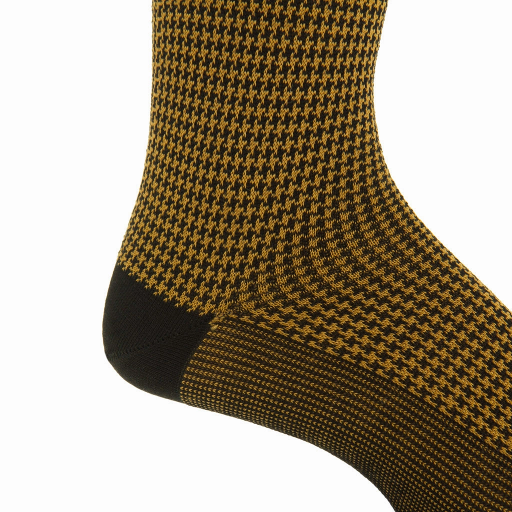 Black and Gold Houndstooth Cotton Sock Linked Toe Mid-Calf