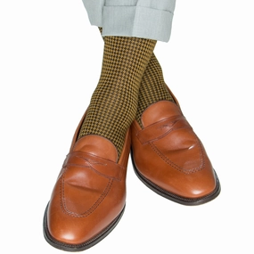 Black and Gold Houndstooth Cotton Sock Linked Toe Mid-Calf