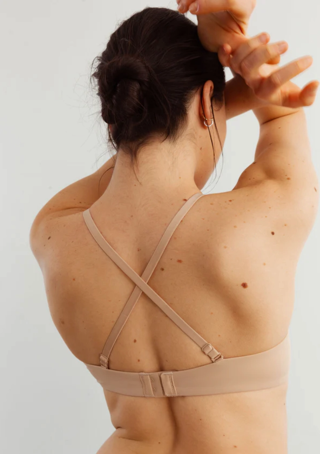 Blush No-Show Lightly Lined Wireless Bra