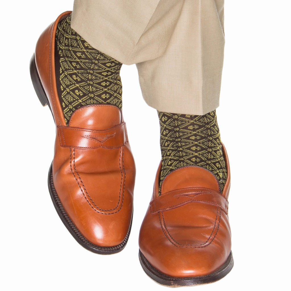 Coffee Brown with Yolk Clover Grid Cotton Sock Linked Toe Mid-Calf