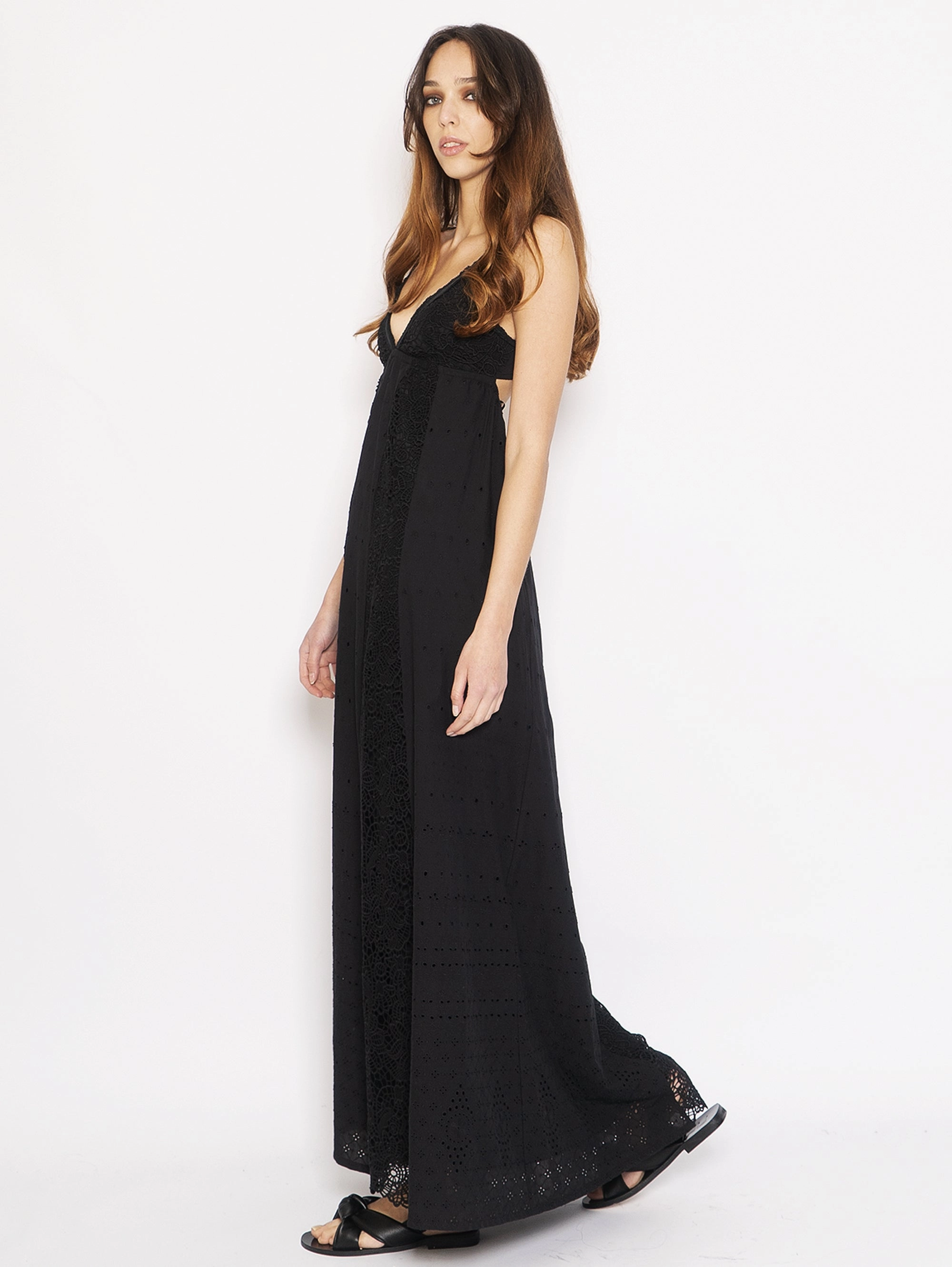 Long dress in Black Sangallo