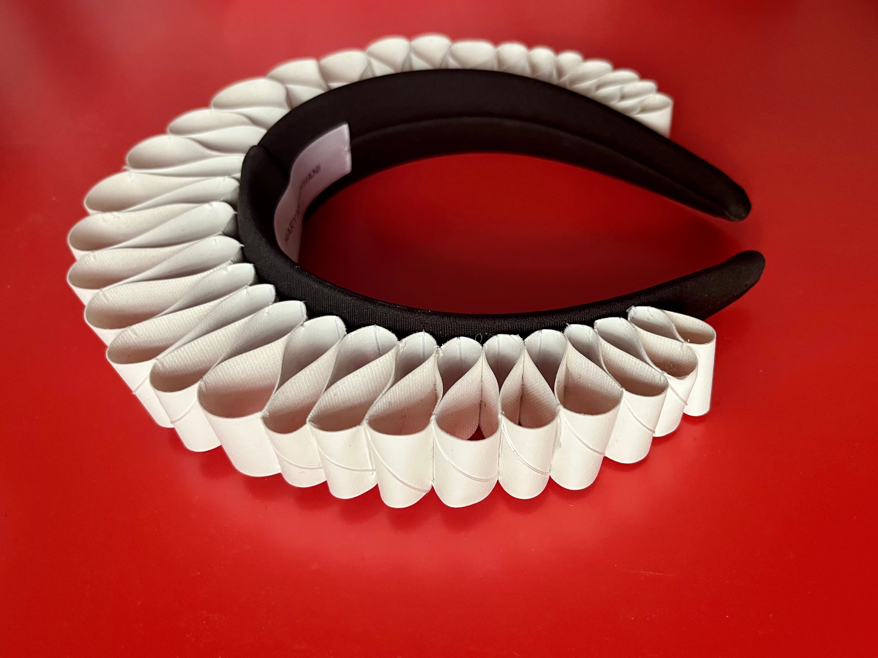 Ruffle headpiece